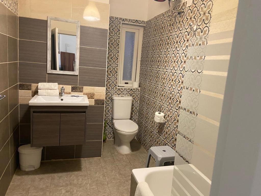 Sunstone Boutique Guest House Buġibba Buitenkant foto