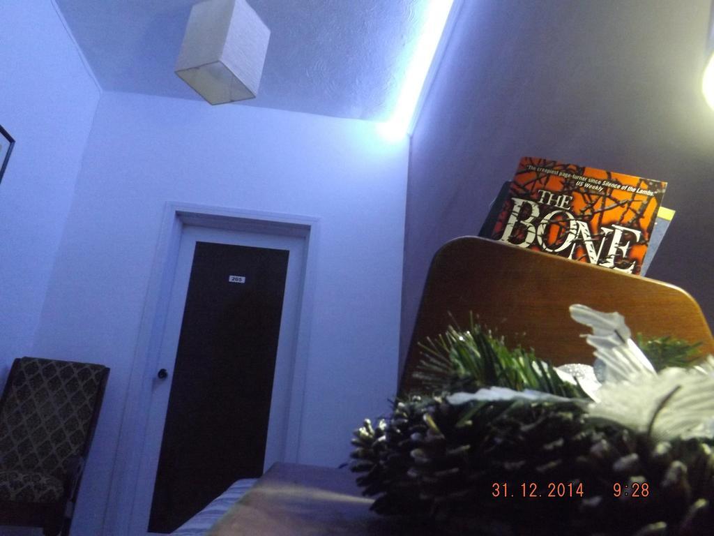 Sunstone Boutique Guest House Buġibba Buitenkant foto