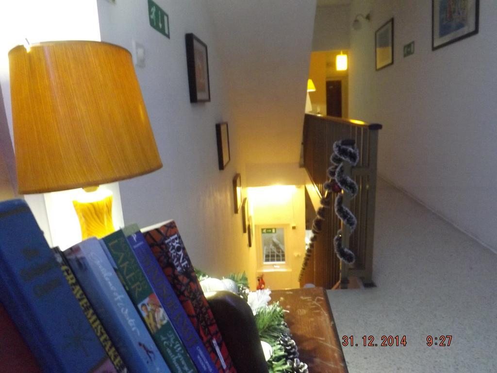 Sunstone Boutique Guest House Buġibba Buitenkant foto
