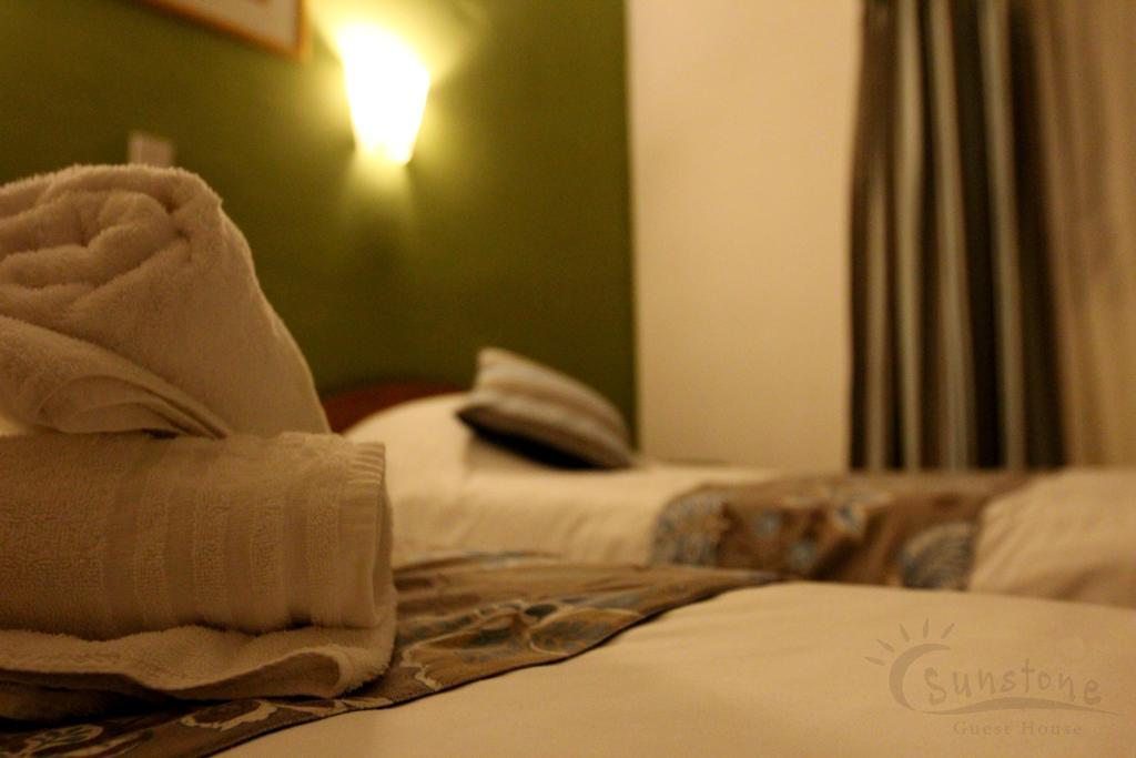 Sunstone Boutique Guest House Buġibba Buitenkant foto