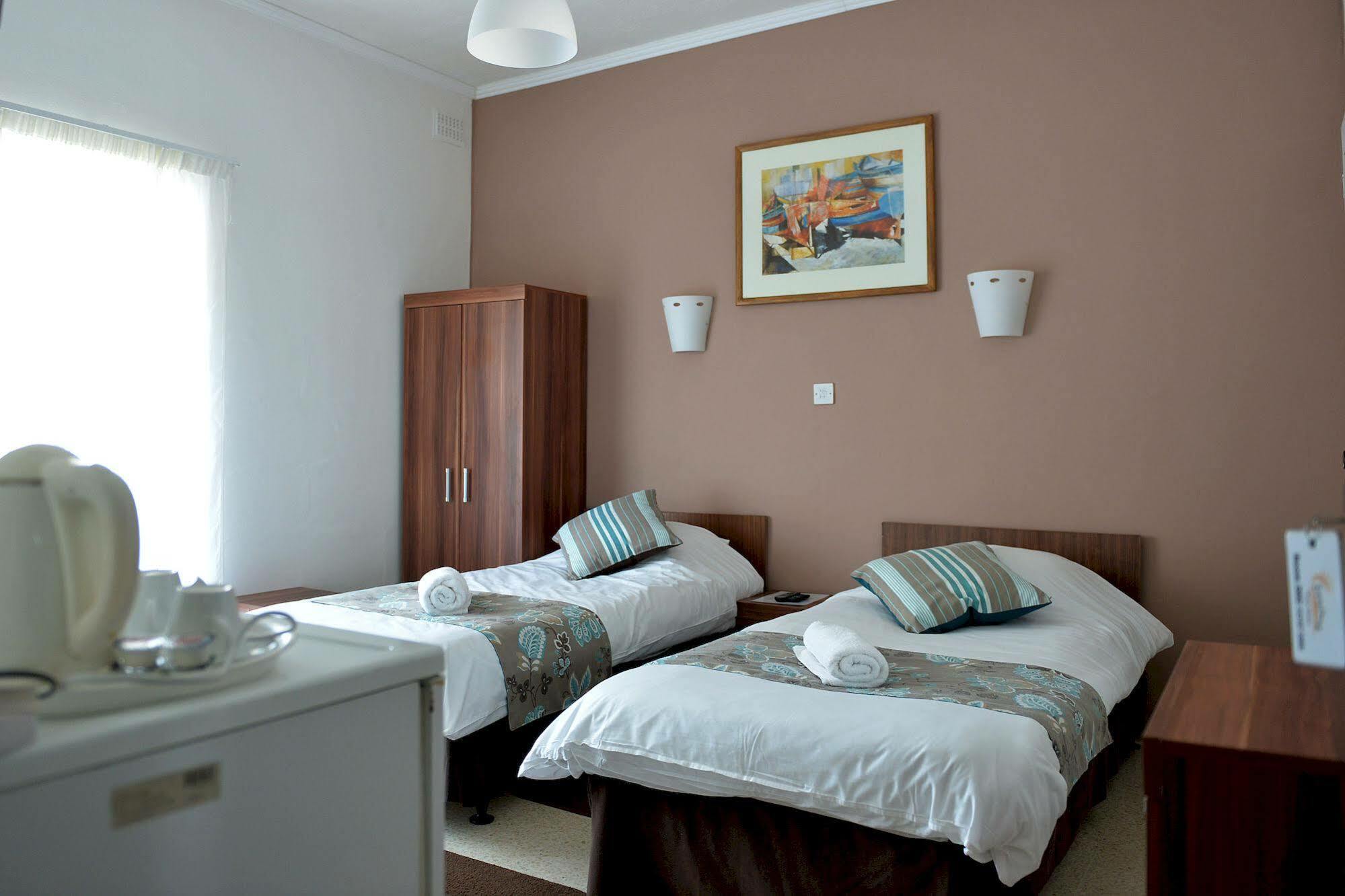 Sunstone Boutique Guest House Buġibba Buitenkant foto